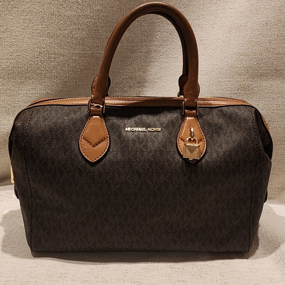 Michael Kors Signature Large Satchel, Brown - Picture 1 of 16